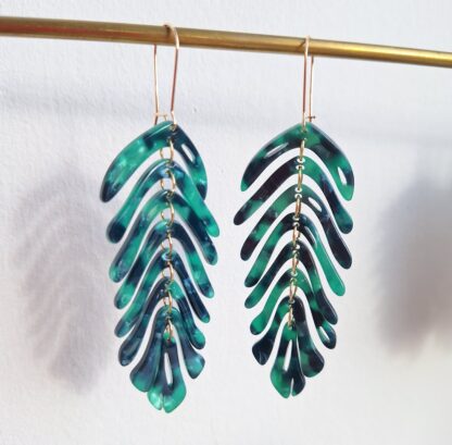 Boucles Pocahontas (feuilles vert foncé/noir)